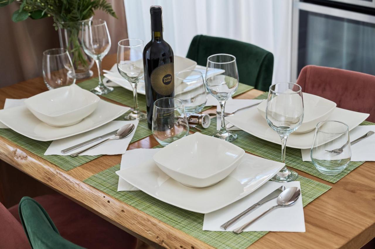 Apartment Dmowskiego Kepa Mieszczanska By Renters