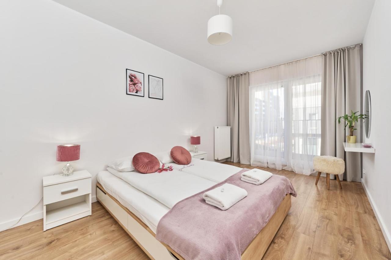Dmowskiego Kepa Mieszczanska By Renters * Wroclaw