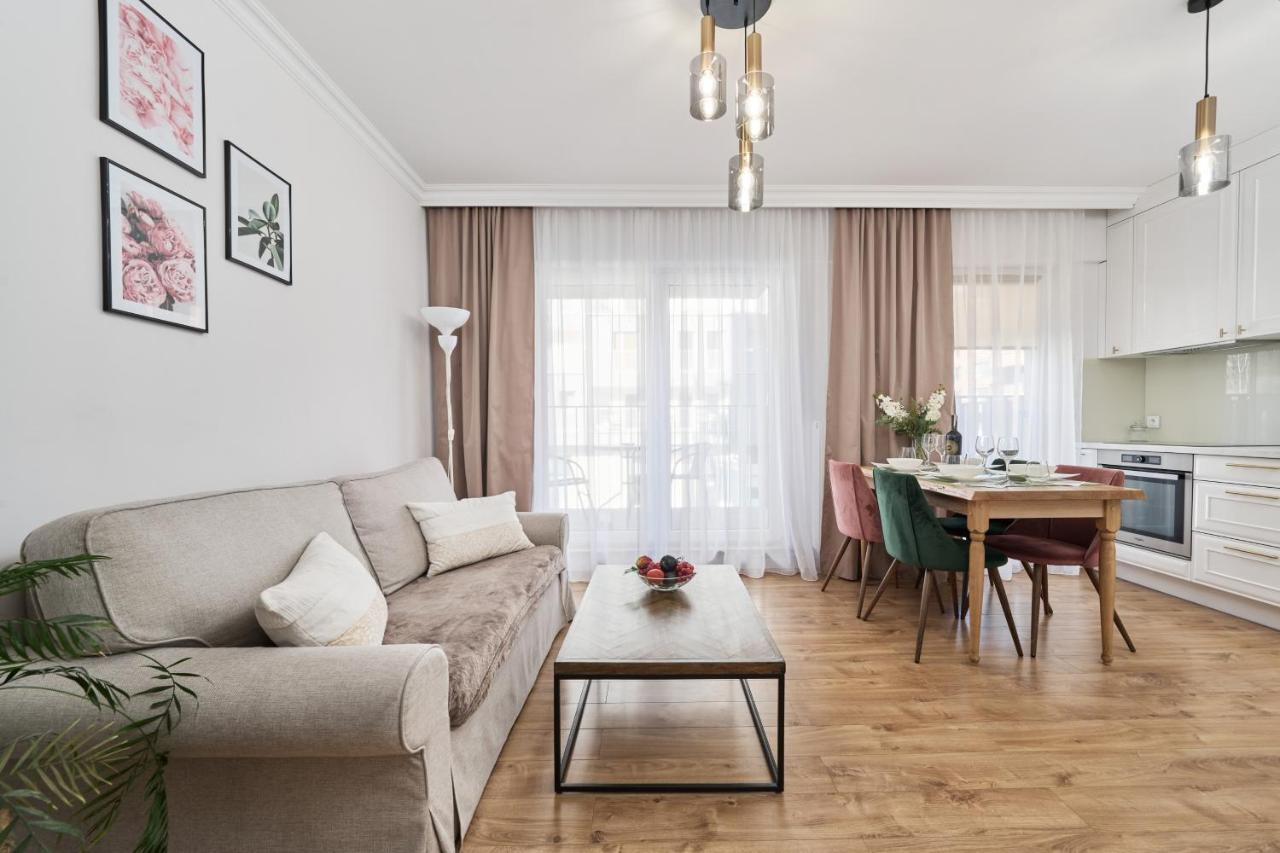 Dmowskiego Kepa Mieszczanska By Renters * Wroclaw