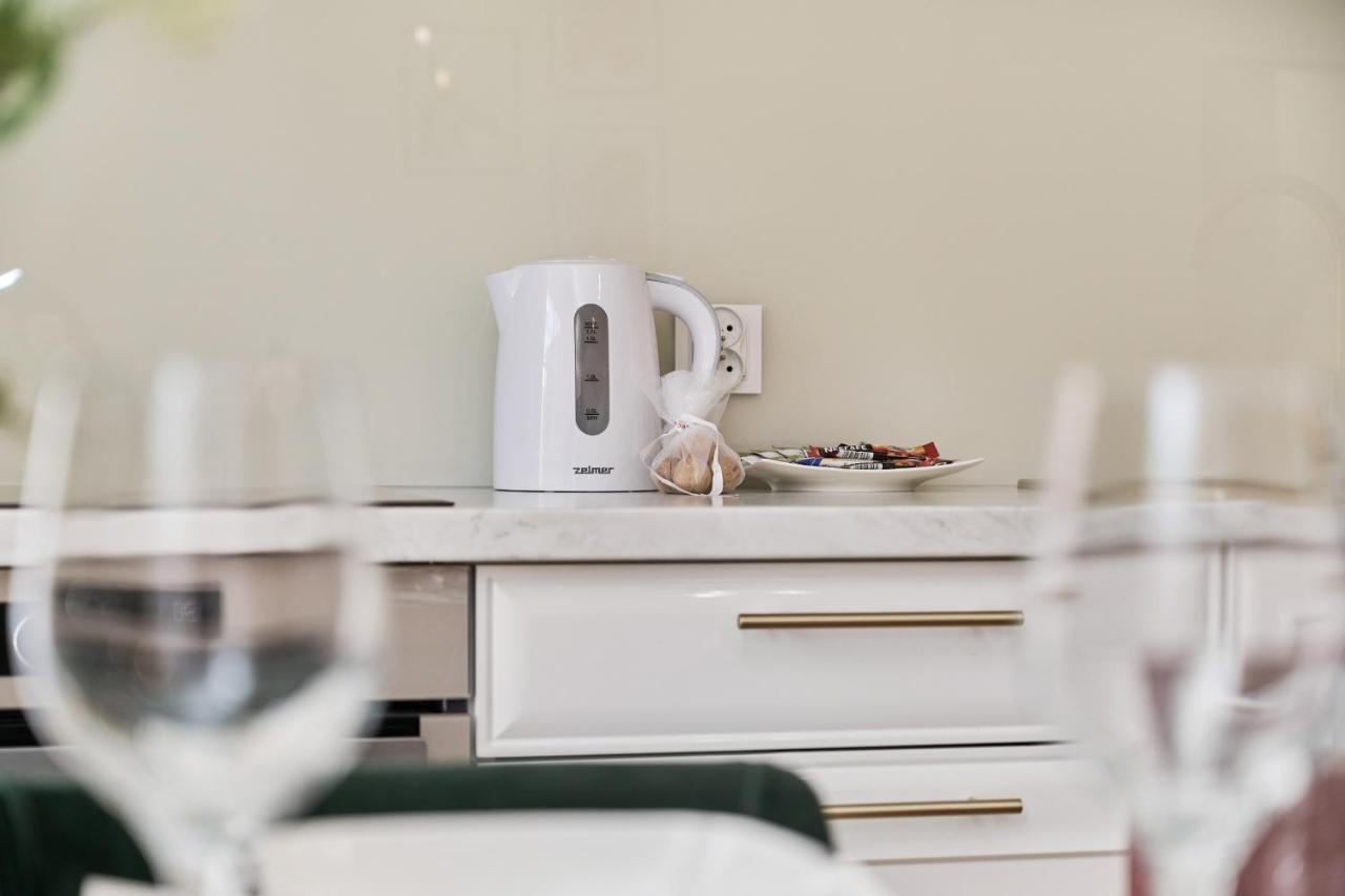 Dmowskiego Kepa Mieszczanska By Renters * Wroclaw