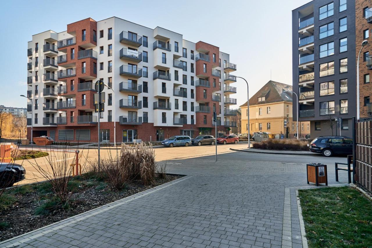 Dmowskiego Kepa Mieszczanska By Renters Wroclaw
